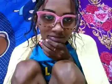 Chaturbate Nude Webcam of ninie246746