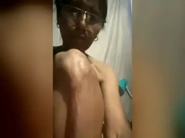 Chaturbate Watch Live Sex Cams of squirt0120