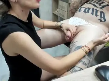 Chaturbate Adult Video Chat of tattoo_couple77