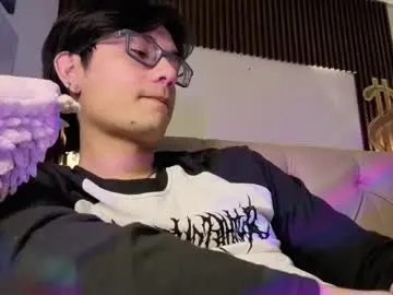 Chaturbate Free Live Porn of davoxer