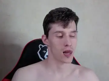 Chaturbate Live Sex Cam of touch_me8