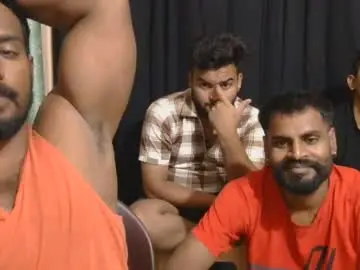 Chaturbate Nude Webcam of indiandesiguys2023