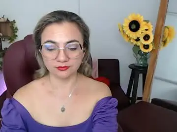 Chaturbate Adult Webcam of rebeca_milf