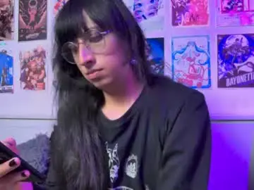 Chaturbate Best live sex cam show of snowblack_