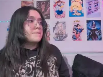 Chaturbate Adult Webcams of snowblack_