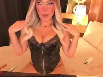 Chaturbate Live Porn of lilymonstercock