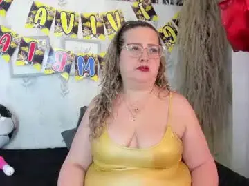 Chaturbate Sex Chat of martinacurvy_