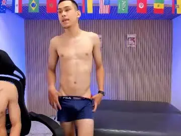 Chaturbate Live Sex Cam of party_guyssex