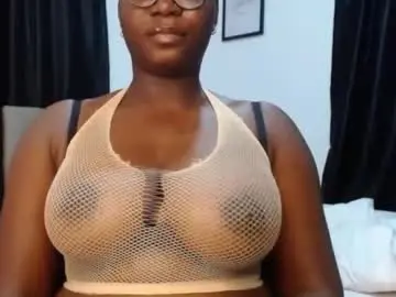 Chaturbate Adult Video Chat of sexy_pearl12