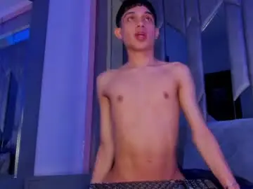 Chaturbate Live Sex Cam of sebax_00