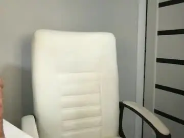 Chaturbate Watch Live Sex Cams of foxyshy_x