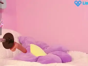 Chaturbate Free Porn Cam of little_effy18_