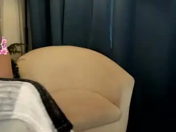 Chaturbate Live Porn of moonlit_desire