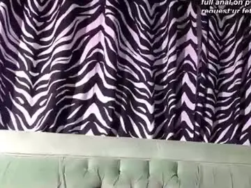 Chaturbate Sex Cam of redroomxx