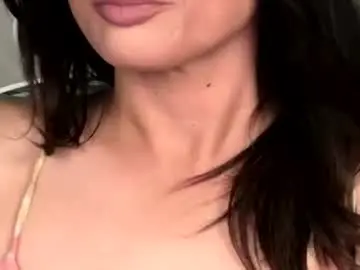 Chaturbate Free Live Porn of kxaxmichelle