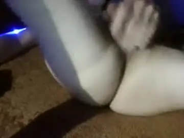 Chaturbate Free Live Porn of mullinfloggin79