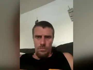 Chaturbate Live Sex Cam of kcdowdy90