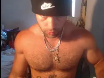 Chaturbate Best live sex cam show of izak144