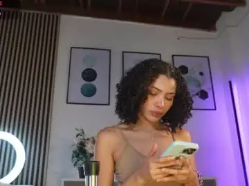 Chaturbate Sex Cam of lilly_dollss