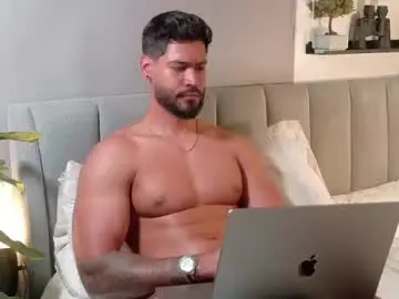 Chaturbate Watch Live Sex Cams of tomasferrer