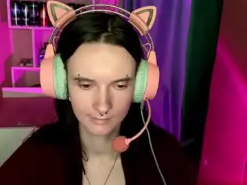 Chaturbate Live Sex Cam of eunabiddlecome
