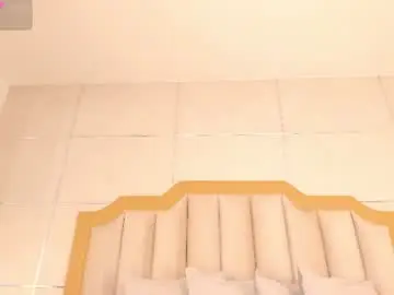 Chaturbate Watch Live Sex Cams of tahliamoreau
