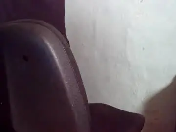 Chaturbate Live Sex Cam of smallgrowercock