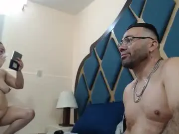 Chaturbate Live Sex Cam of mariham_murath_