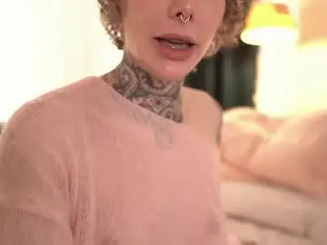 Chaturbate Live Sex of fuckingtoy_
