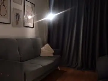 Chaturbate Live Sex Cam of shiningstarrr