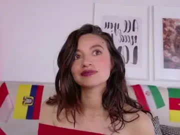 Chaturbate Best live sex cam show of simone_feral