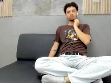 Chaturbate Nude Webcam of israel_gray