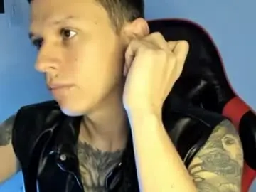Chaturbate Live Sex Cam of masterdave7