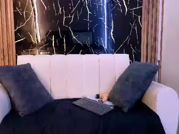 Chaturbate Live Porn of starlight_mature23_aws