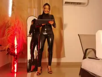 Chaturbate Best live sex cam show of am_berr