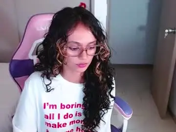 Chaturbate Best live sex cam show of bluee_v