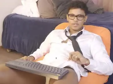 Chaturbate Free Porn Cam of lildantear