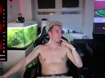 Chaturbate Live Sex of rayzel_white