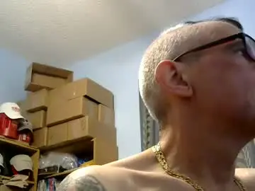 Chaturbate Best live sex cam show of sluttyslave81