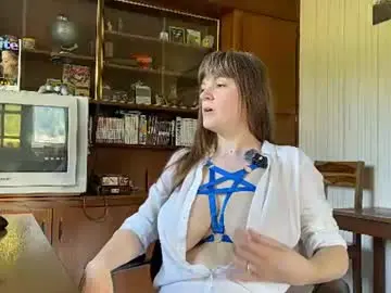 Chaturbate Free Porn Cam of claire_moulin
