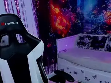 Chaturbate Best live sex cam show of linphea