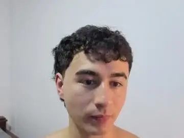 Chaturbate Live Sex Cam of patri_ck_villa