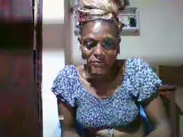 Chaturbate Adult Webcams of ebonyqueen4