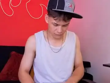 Chaturbate Live Porn of eros_steel