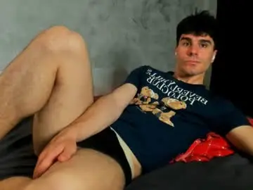 Chaturbate Free Porn Cam of sam_huston18