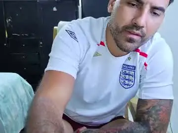 Chaturbate Sex Cam of tomy_johnson2