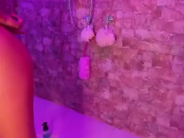 Chaturbate Live Sex of coral_rousee