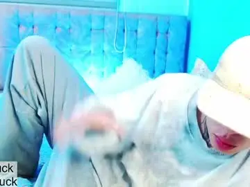 Chaturbate Free Porn Cam of _justinmoon2