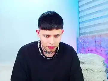 Chaturbate Watch Live Sex Cams of _justinmoon2