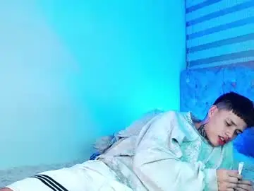 Chaturbate Live Sex Cam of _justinmoon2